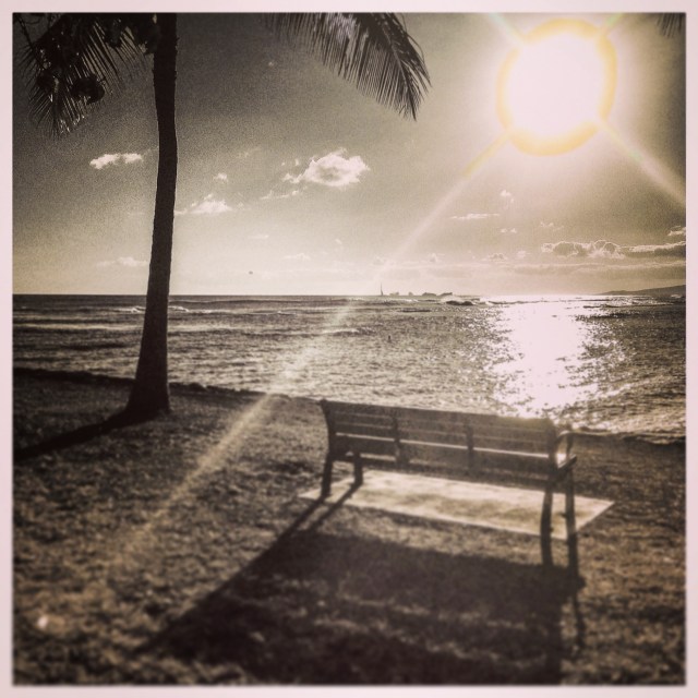 sunset - ala moana beach park